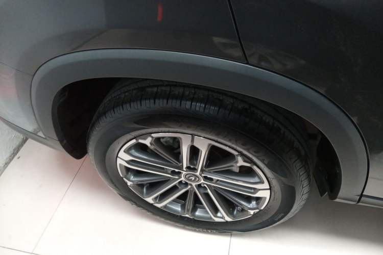 Used CHANGAN CS75 PLUS 2021 1.5T Automatic Luxury Version Right Rear Wheel Hub