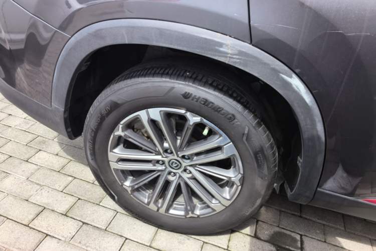 Used CHANGAN CS75 PLUS 2021 1.5T Automatic Luxury Version Right Rear Wheel Hub