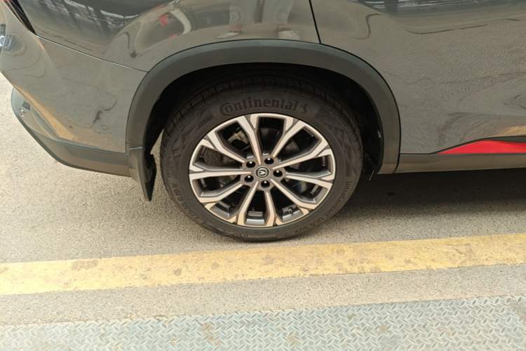 Used CHANGAN CS75 PLUS 2021 2.0T Automatic Flagship Edition Right Rear Wheel Hub