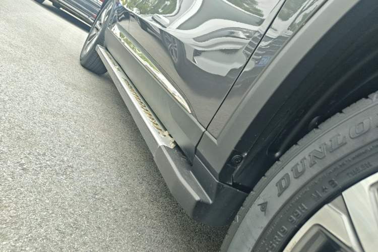 Used CHANGAN CS75 PLUS 2021 2.0T Automatic Pilot Version Right Side Sill
