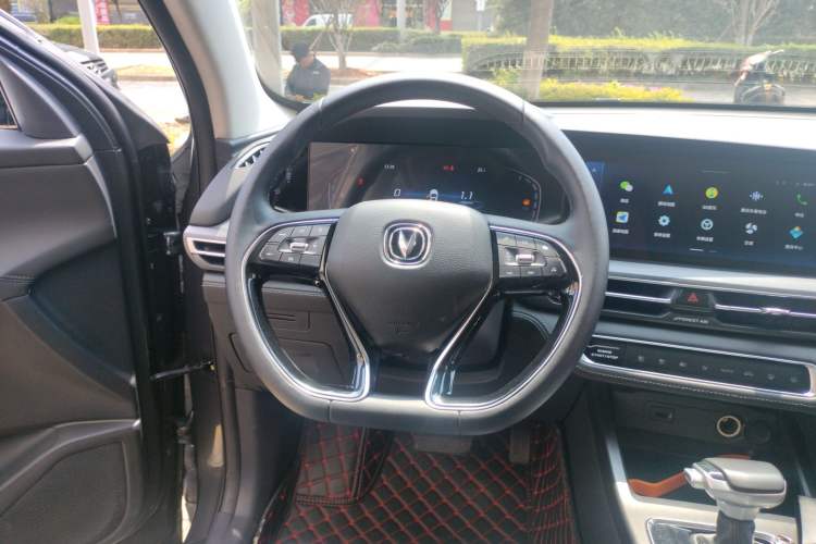 Used CHANGAN CS75 PLUS 2021 1.5T Automatic Luxury Version Steering Wheel