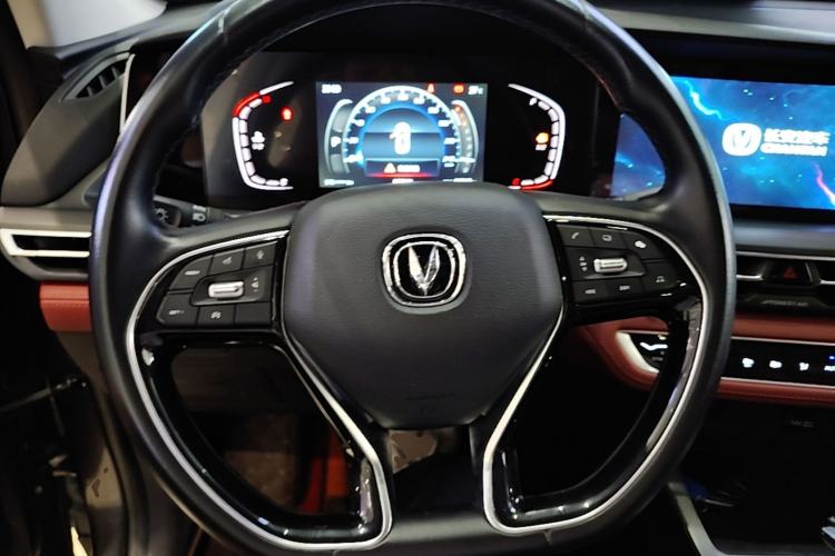 Used CHANGAN CS75 PLUS 2021 1.5T Automatic Luxury Version Steering Wheel