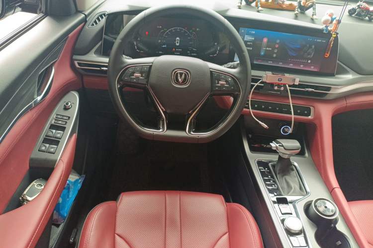 Used CHANGAN CS75 PLUS 2021 1.5T Automatic Luxury Version Steering Wheel
