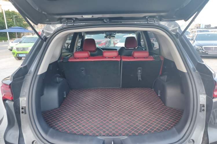 Used CHANGAN CS75 PLUS 2021 1.5T Automatic Luxury Version Trunk