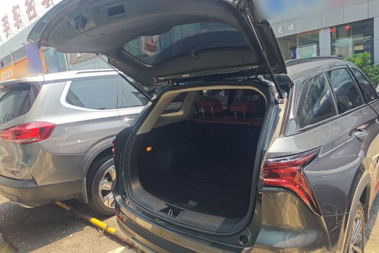 Used CHANGAN CS75 PLUS 2021 1.5T Automatic Luxury Version Trunk