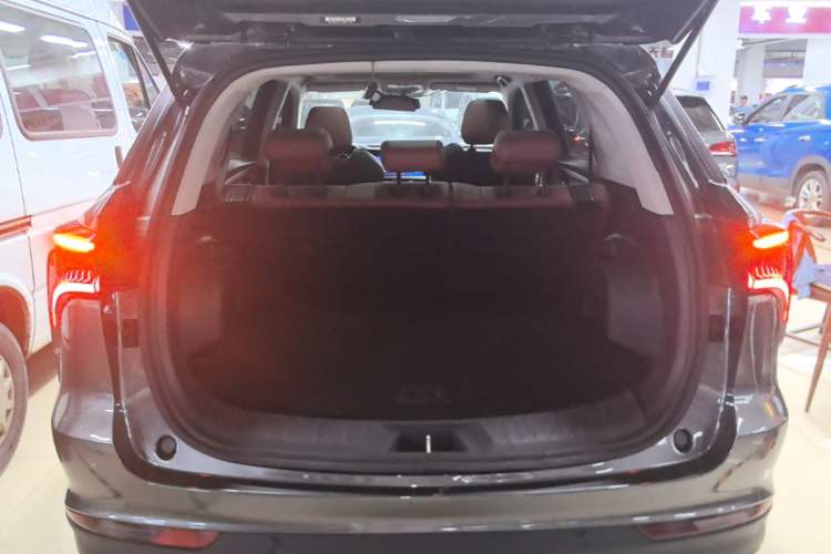 Used CHANGAN CS75 PLUS 2021 1.5T Automatic Luxury Version Trunk