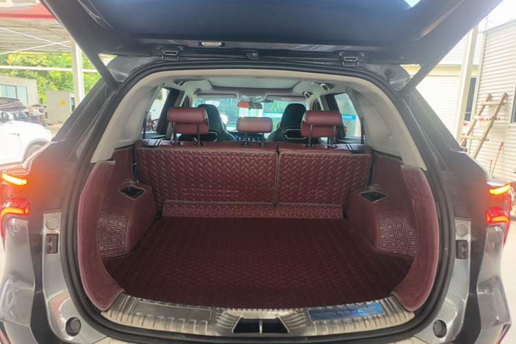 Used CHANGAN CS75 PLUS 2021 2.0T Automatic Pilot Version Trunk