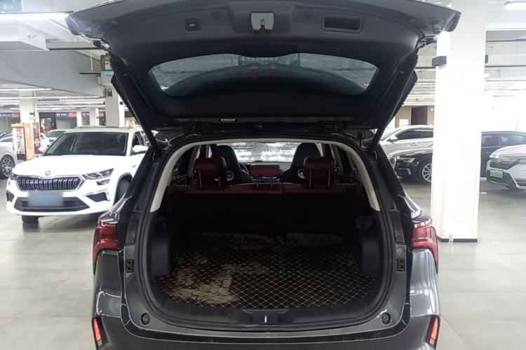 Used CHANGAN CS75 PLUS 2021 2.0T Automatic Pilot Version Trunk