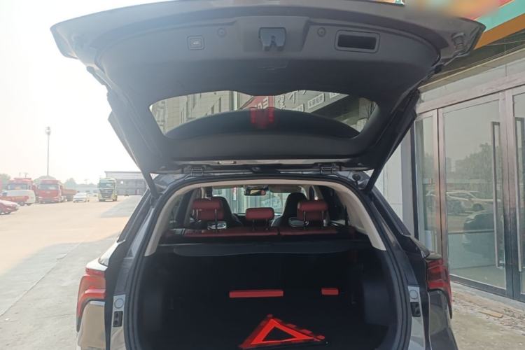 Used CHANGAN CS75 PLUS 2021 2.0T Automatic Flagship Edition Trunk
