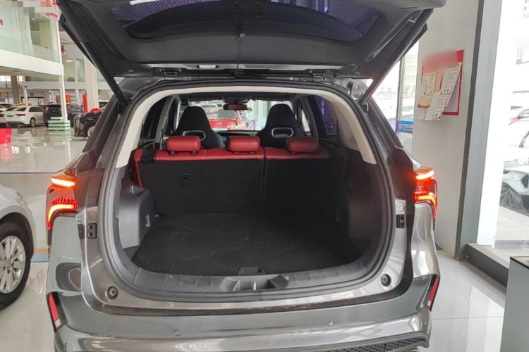 Used CHANGAN CS75 PLUS 2021 2.0T Automatic Pilot Version Trunk