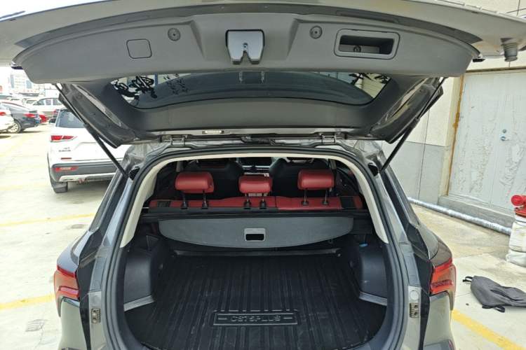 Used CHANGAN CS75 PLUS 2021 1.5T Automatic Luxury Version Trunk
