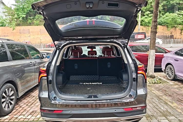 Used CHANGAN CS75 PLUS 2021 1.5T Automatic Luxury Version Trunk