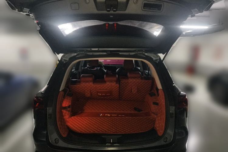 Used CHANGAN CS75 PLUS 2021 1.5T Automatic Luxury Version Trunk