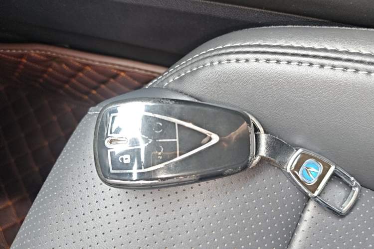Used CHANGAN CS75 PLUS 2021 2.0T Automatic Pilot Version Vehicle Key
