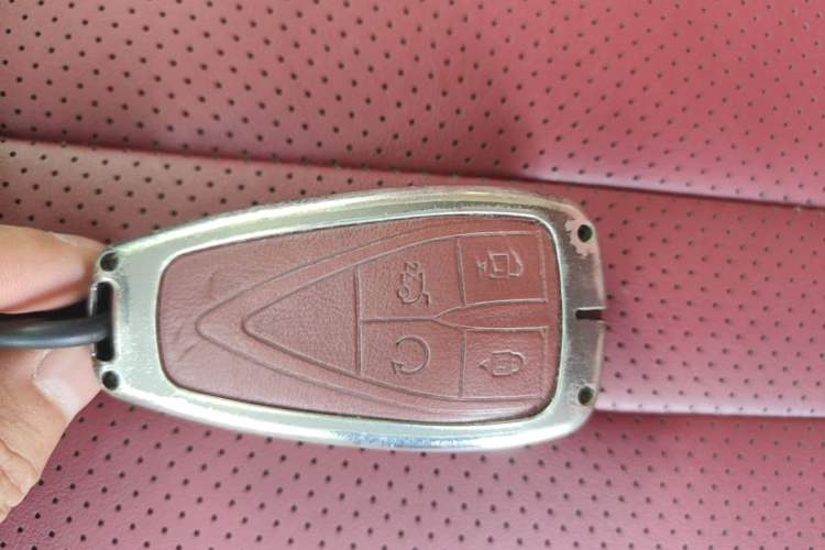 Used CHANGAN CS75 PLUS 2021 1.5T Automatic Luxury Version Vehicle Key