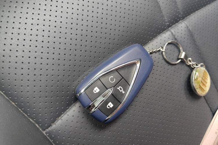 Used CHANGAN CS75 PLUS 2021 2.0T Automatic Pilot Version Vehicle Key