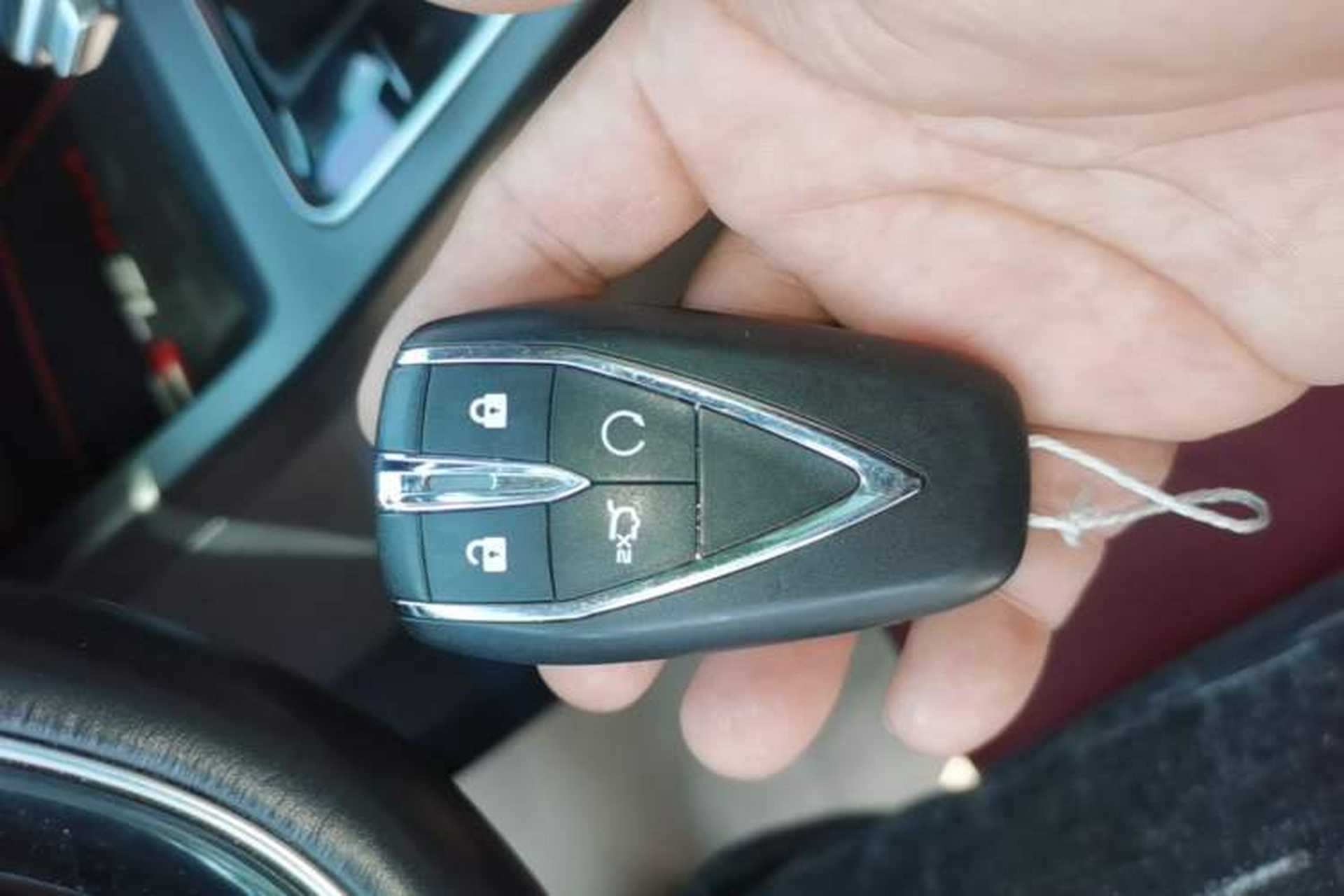 Used CHANGAN CS75 PLUS 2021 1.5T Automatic Luxury Version Vehicle Key