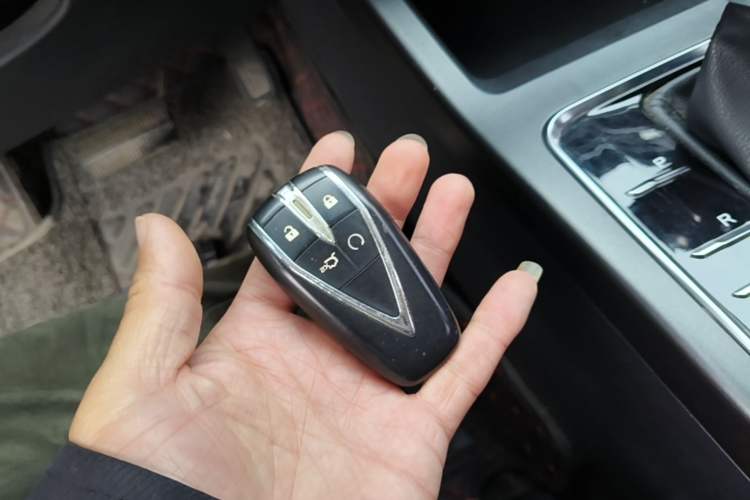 Used CHANGAN CS75 PLUS 2021 1.5T Automatic Luxury Version Vehicle Key