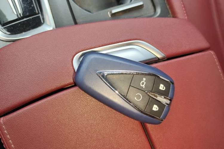 Used CHANGAN CS75 PLUS 2021 2.0T Automatic Pilot Version Vehicle Key