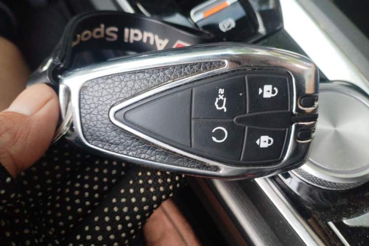 Used CHANGAN CS75 PLUS 2021 2.0T Automatic Pilot Version Vehicle Key