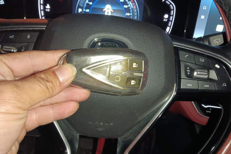 Used CHANGAN CS75 PLUS 2021 1.5T Automatic Luxury Version Vehicle Key