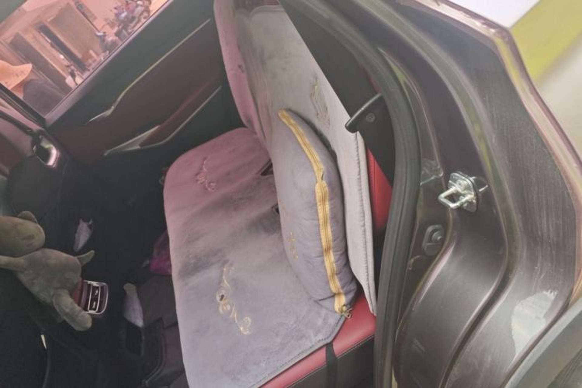 Used CHANGAN CS75 PLUS 2021 2.0T Automatic Pilot Version Left Rear Seat