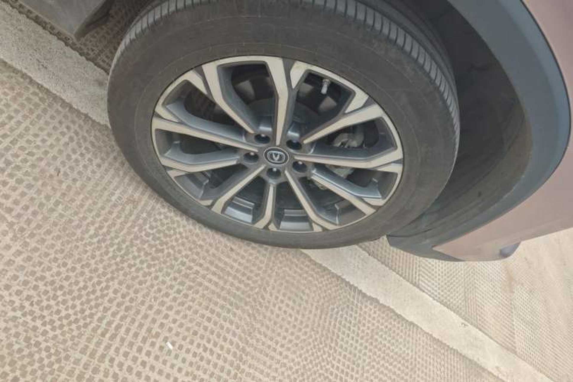 Used CHANGAN CS75 PLUS 2021 2.0T Automatic Pilot Version Right Front Wheel Hub