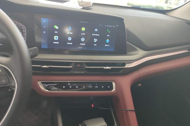 Used CHANGAN CS75 PLUS 2021 1.5T Automatic Luxury Version Audio And AC Panel