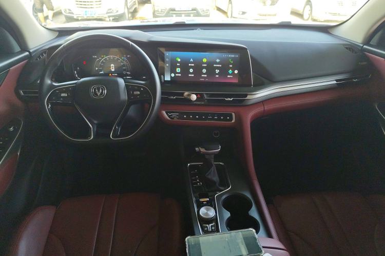 Used CHANGAN CS75 PLUS 2021 1.5T Automatic Luxury Version Center Console