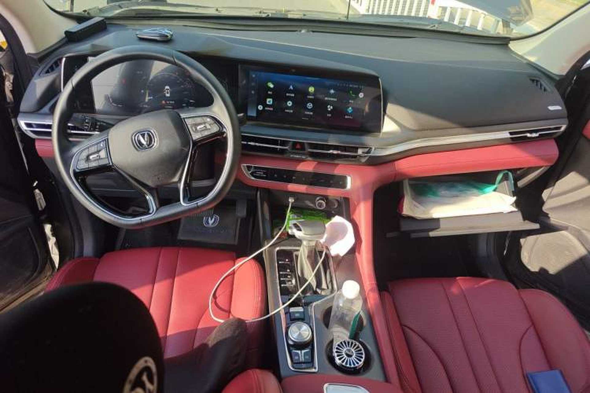 Used CHANGAN CS75 PLUS 2021 1.5T Automatic Luxury Version Center Console