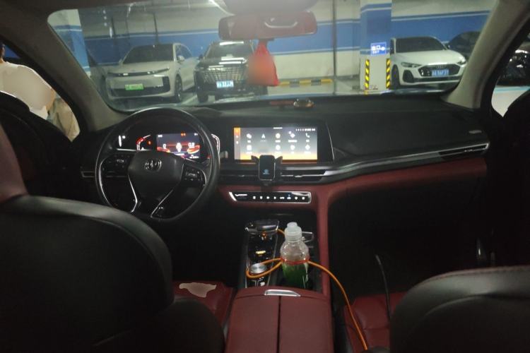 Used CHANGAN CS75 PLUS 2021 2.0T Automatic Pilot Version Center Console