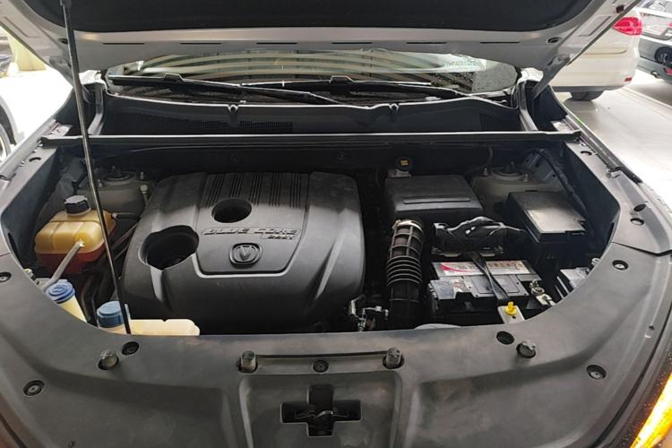 Used CHANGAN CS75 PLUS 2021 1.5T Automatic Luxury Version Engine Bay