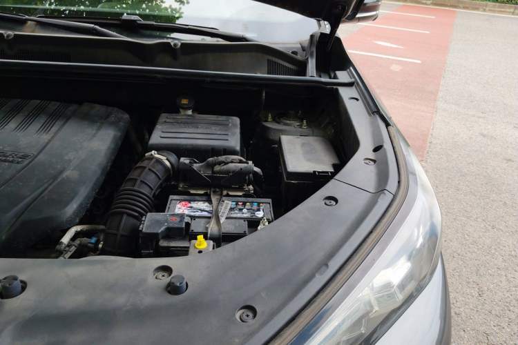 Used CHANGAN CS75 PLUS 2021 1.5T Automatic Luxury Version Engine Bay Left