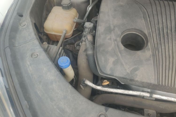 Used CHANGAN CS75 PLUS 2021 2.0T Automatic Pilot Version Engine Bay Right