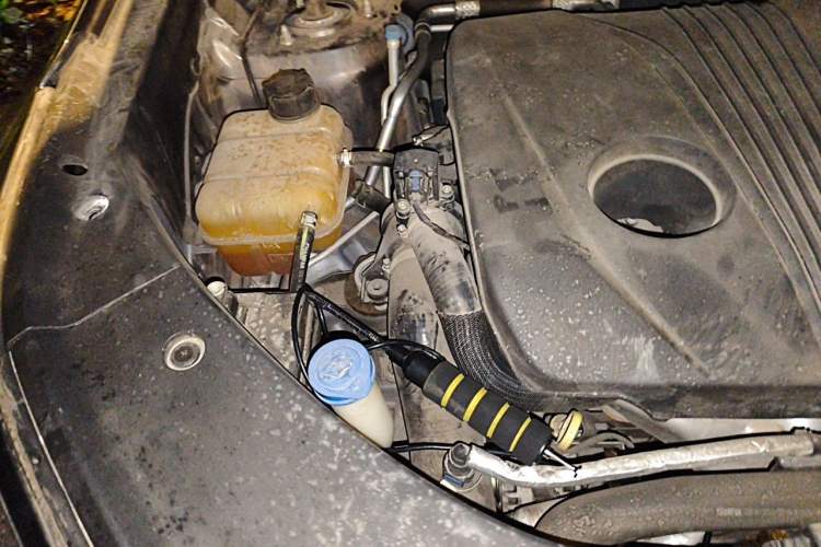 Used CHANGAN CS75 PLUS 2021 2.0T Automatic Flagship Edition Engine Bay Right