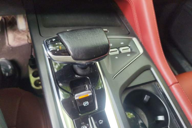 Used CHANGAN CS75 PLUS 2021 2.0T Automatic Pilot Version Gear Lever