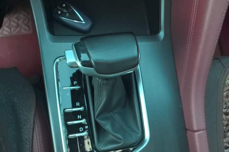 Used CHANGAN CS75 PLUS 2021 1.5T Automatic Luxury Version Gear Lever