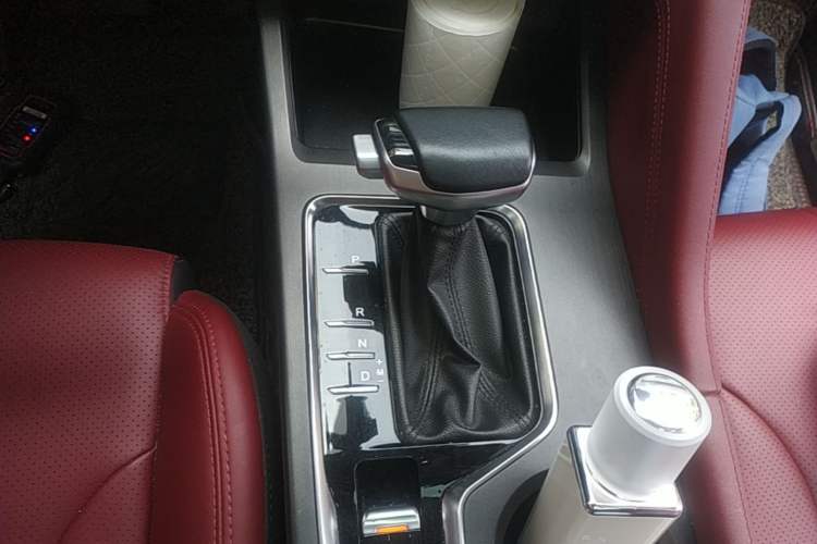 Used CHANGAN CS75 PLUS 2021 1.5T Automatic Luxury Version Gear Lever