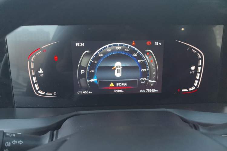 Used CHANGAN CS75 PLUS 2021 1.5T Automatic Luxury Version Instrument Cluster