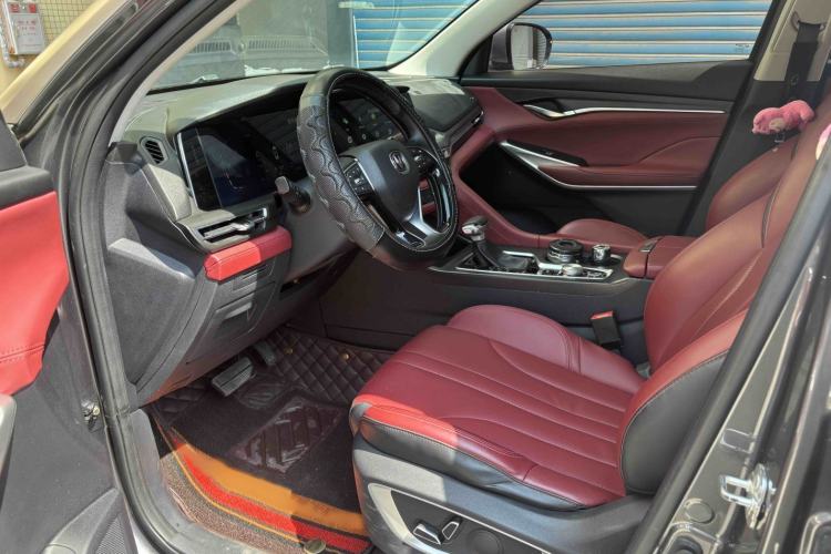 Used CHANGAN CS75 PLUS 2021 1.5T Automatic Luxury Version Interior 2