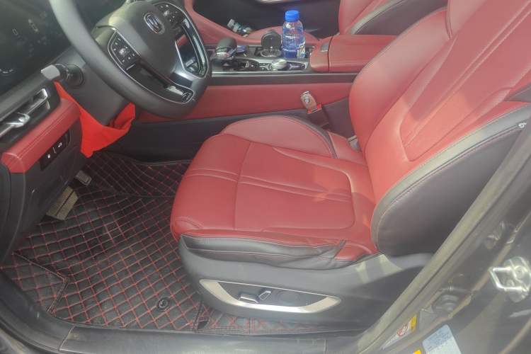 Used CHANGAN CS75 PLUS 2021 2.0T Automatic Pilot Version Interior 3