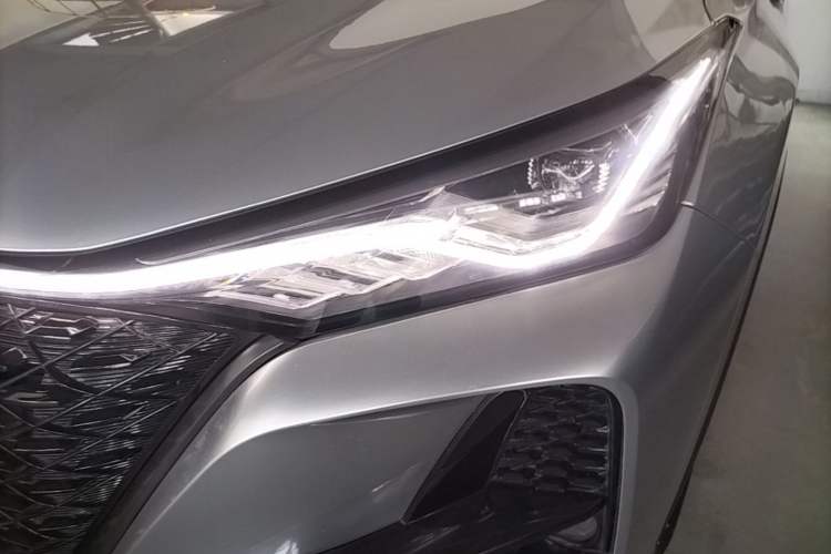 Used CHANGAN CS75 PLUS 2021 1.5T Automatic Luxury Version Left Front Headlight