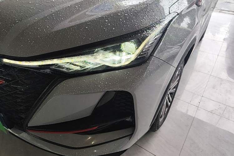 Used CHANGAN CS75 PLUS 2021 1.5T Automatic Luxury Version Left Front Headlight