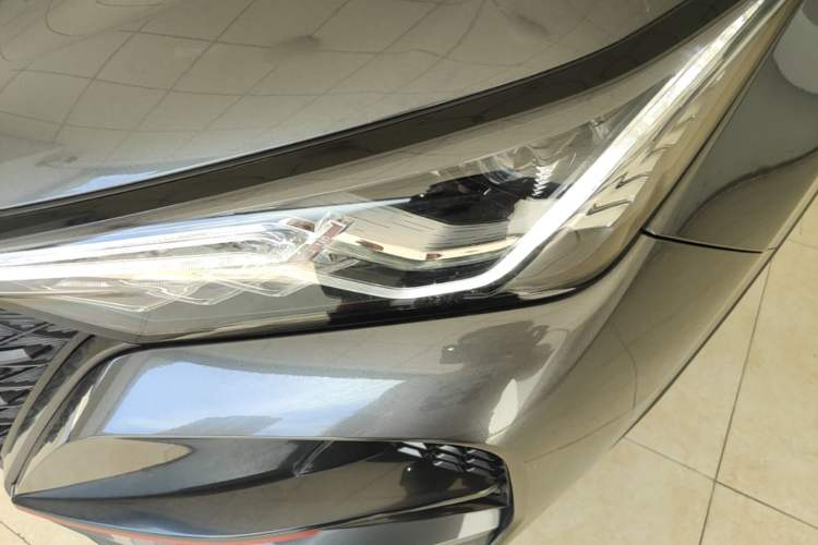 Used CHANGAN CS75 PLUS 2021 1.5T Automatic Luxury Version Left Front Headlight