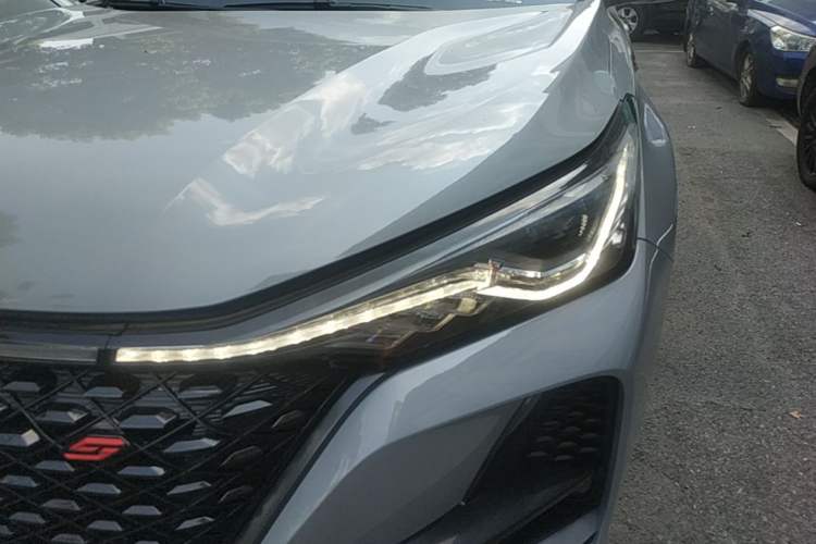 Used CHANGAN CS75 PLUS 2021 1.5T Automatic Luxury Version Left Front Headlight