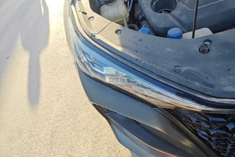 Used CHANGAN CS75 PLUS 2021 1.5T Automatic Luxury Version Right Front Headlight