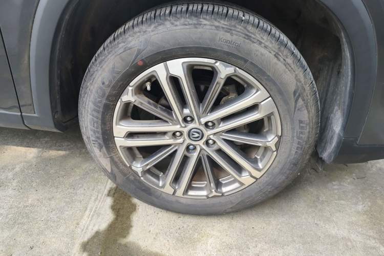 Used CHANGAN CS75 PLUS 2021 1.5T Automatic Luxury Version Right Front Wheel Hub