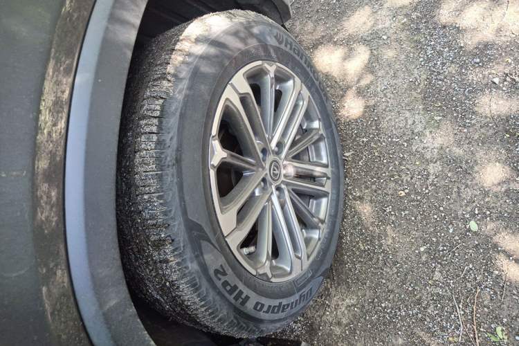 Used CHANGAN CS75 PLUS 2021 1.5T Automatic Prestige Model Right Front Wheel Hub