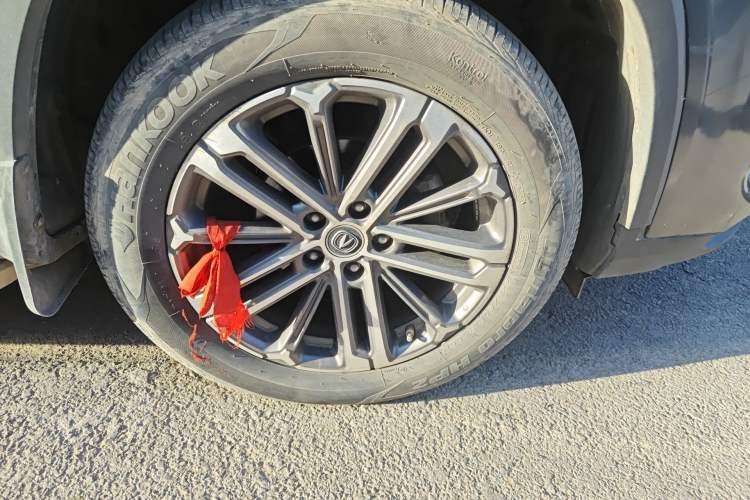 Used CHANGAN CS75 PLUS 2021 1.5T Automatic Luxury Version Right Front Wheel Hub