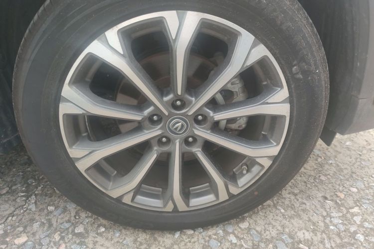 Used CHANGAN CS75 PLUS 2021 2.0T Automatic Pilot Version Right Front Wheel Hub